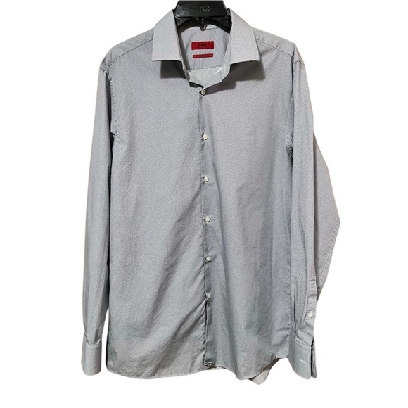 Hugo Boss Sharp Fit Long Sleeve Button Down Blue Size 16 1/2 - 34/35 - Picture 3 of 11